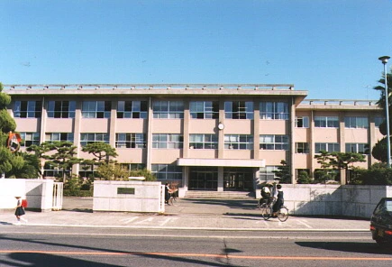 広島大学附属福山中学校