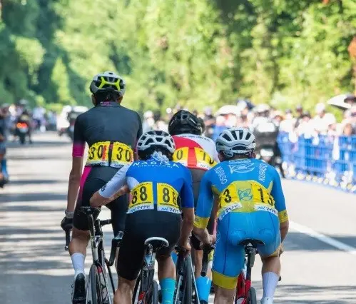 【自転車競技】全国高等学校総合体育大会自転車競技大会ロードレース（広島なぎさ高等学校）